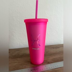 Zodiac Tumbler PISCES FEBRUARY 19- MARCH 20
Tumbler with straw 22fl oz